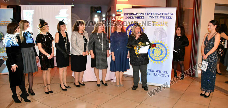 Хасковският клуб „Инър Уийл“ отбеляза 25-годишен юбилей с благотворително тържество