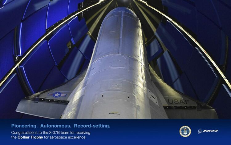 САЩ публикуваха снимка на Земята от най-секретната си мини-совалка