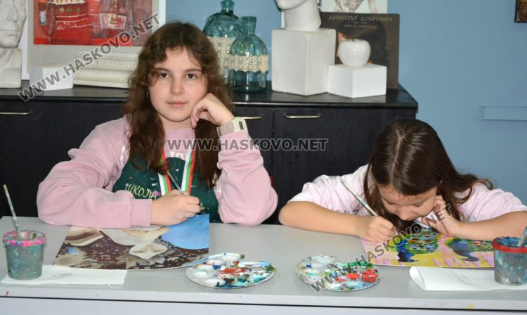 Млади художници от „Колорит“ с призови места в два национални конкурса