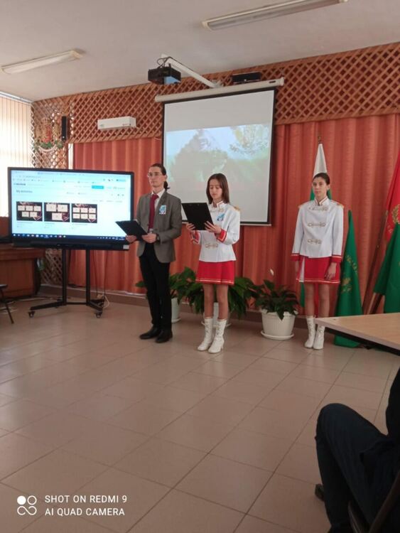 Учениците в Девин отпразнуваха 3 март с урок по родолюбие: „България – това съм аз!“