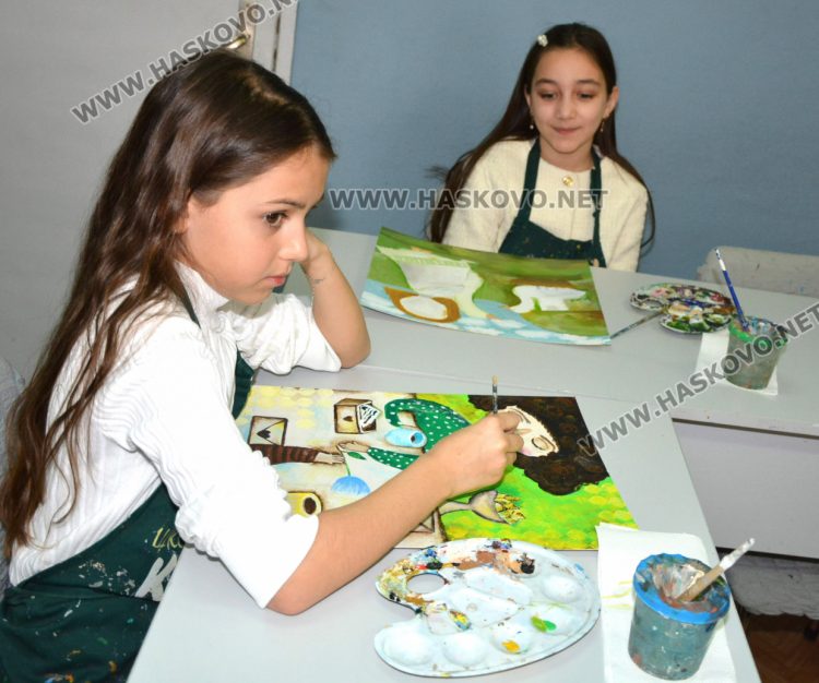 Млади художници от „Колорит“ с призови места в два национални конкурса