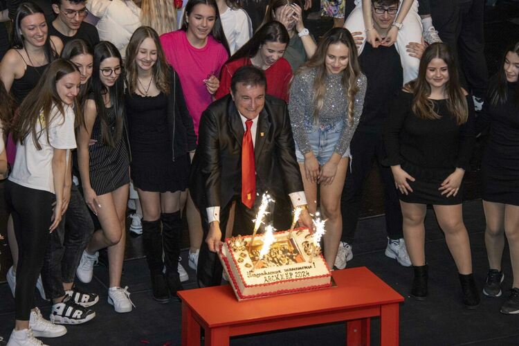 Билетите за "Даскеер"-ите свършиха веднага,приходите отиват за благотворителни каузи