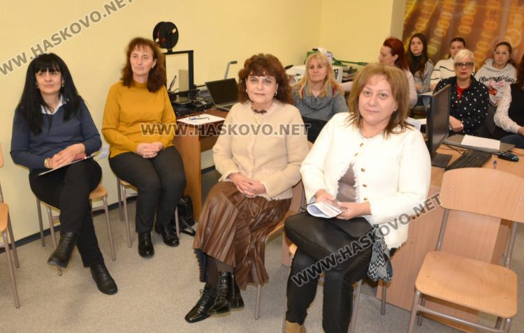 Открит урок по „Иновации в действие“ изнесоха в ПГТ „Александър Паскалев“ 