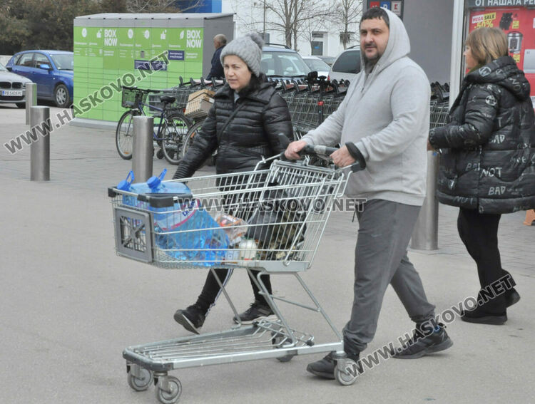 Трети бойкот срещу хипермаркетите, но и срещу банките