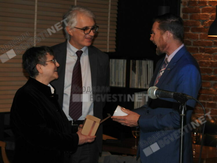 Уникалното Дружество „Приятели на САЩ”в Кърджали чества 35 години от учредяването си