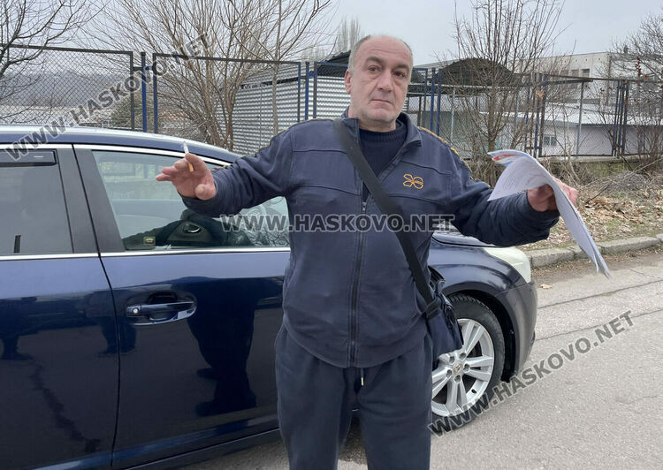 Водач чака 2 месеца, за да си регистрира в КАТ-Хасково закупена кола от Северна Ирландия 