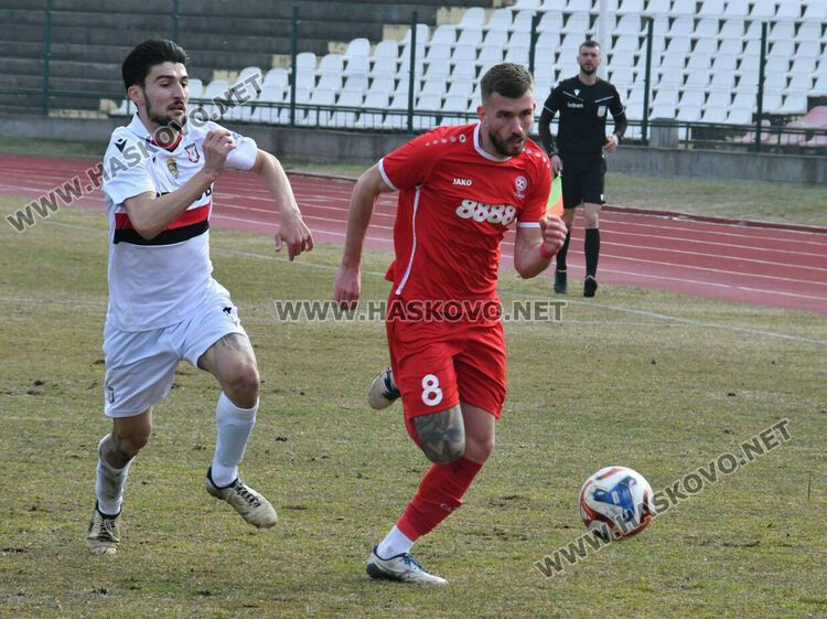 „Саяна“ измъкна трудна победа срещу „Атлетик“