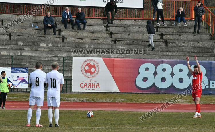 „Саяна“ измъкна трудна победа срещу „Атлетик“