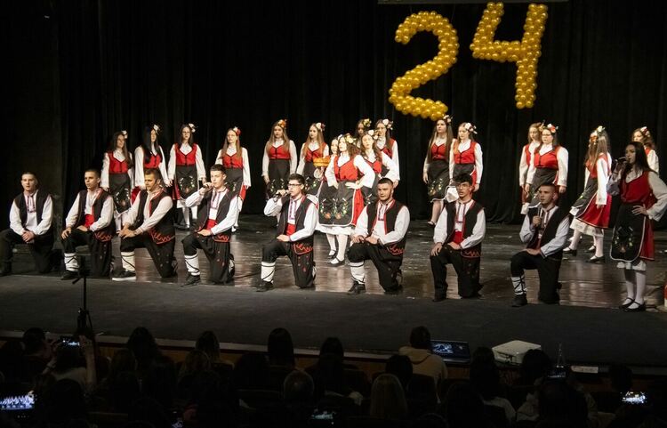 "Даскеер”-ите взривиха от емоции най-голямата кърджалийска зала 