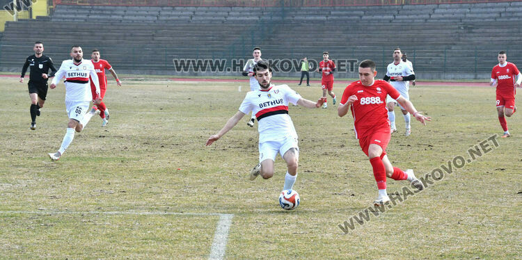 „Саяна“ измъкна трудна победа срещу „Атлетик“