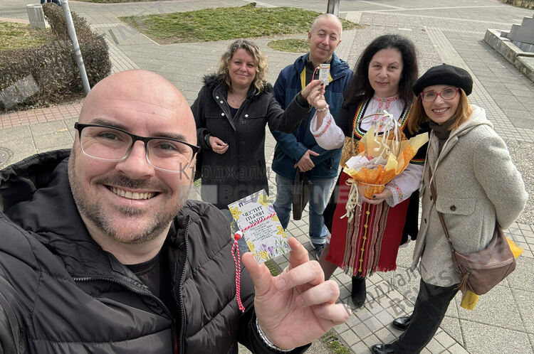 Продължаваме Промяната в Кърджали раздаде стотици мартеници с послание за промяна
