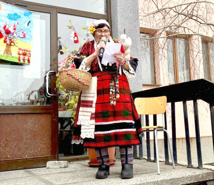 В СУ „Проф. д-р Асен Златаров“ в Минерални бани пристигна Баба Марта