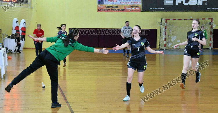 Хандбалистките на Свиленград отстраниха Хасково от турнира за купата