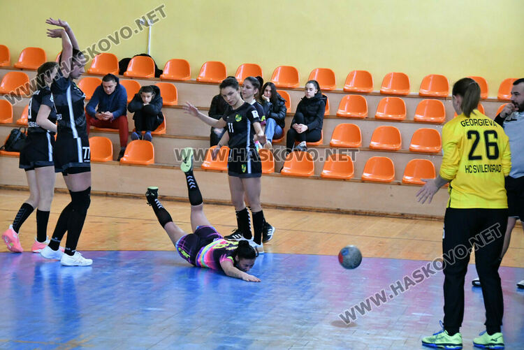 Хандбалистките на Свиленград отстраниха Хасково от турнира за купата