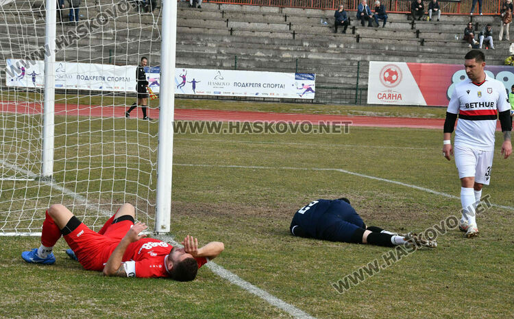 „Саяна“ измъкна трудна победа срещу „Атлетик“