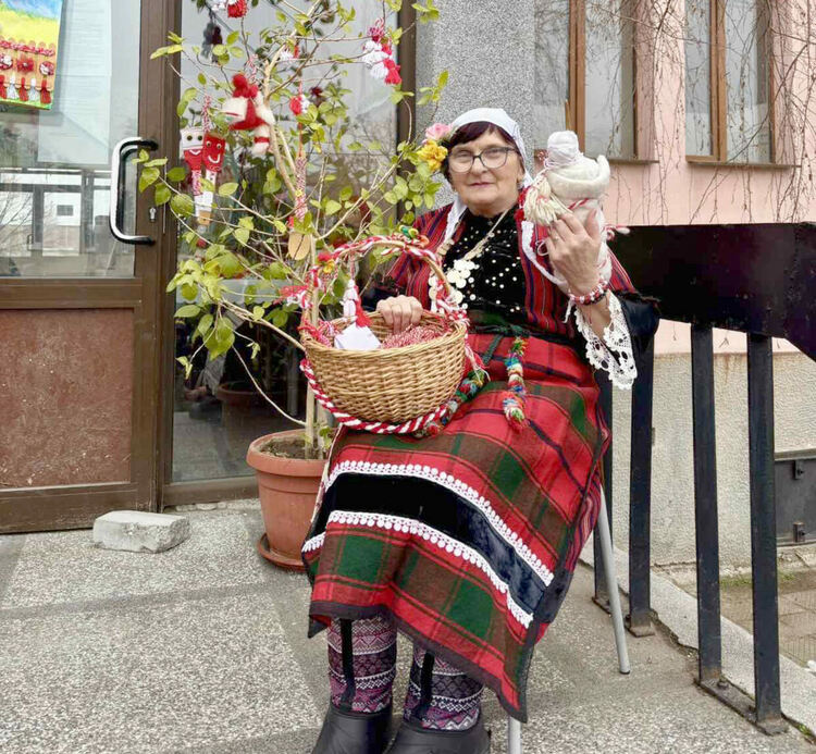 Снимки  „Проф. д-р Асен Златаров“