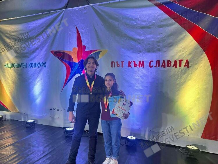 „Златен  дебют” за ученици от „Майстора” на конкурса „Път към славата”