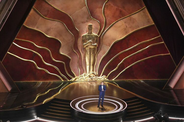 Блясък сред пепел на наградите „Оскар“ 