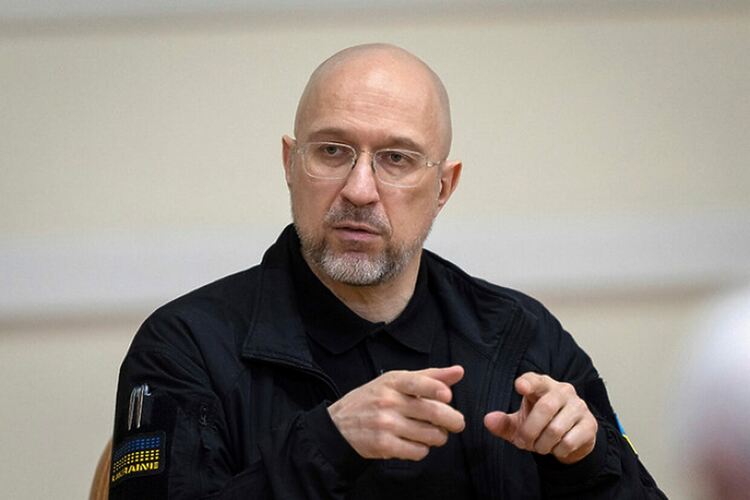Украинската армия е способна да поддържа фронта и без помощта от САЩ