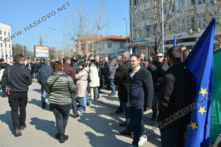 Джевдет Чакъров в Хасково: Ще напуснем управляващото мнозинство, ако репресиите не престанат