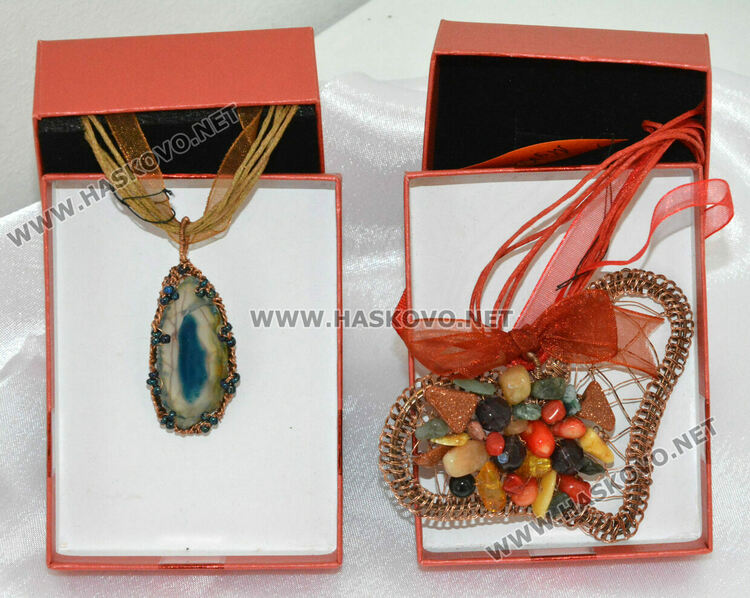 „Цветно настроение“ от живопис и бижута в галерия „Форум“ Хасково 