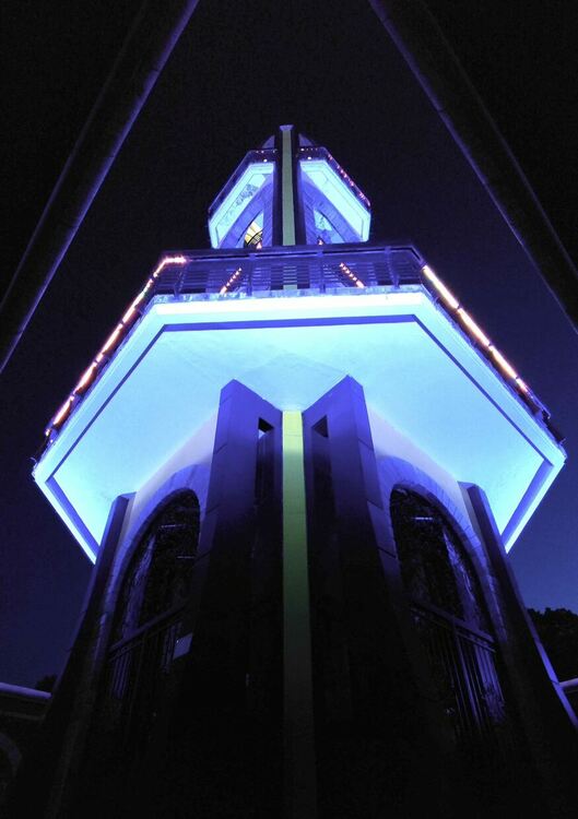 Камбанарията на „Ямача“ светна в синьо в подкрепа на лечението на лимфедема