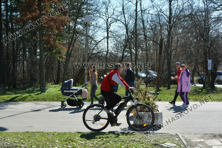 Редица глобени за неправилно паркиране на Кенана