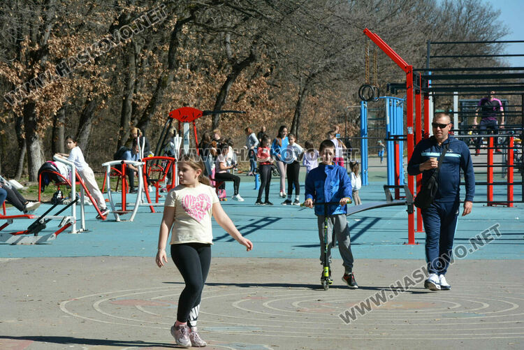 Редица глобени за неправилно паркиране на Кенана