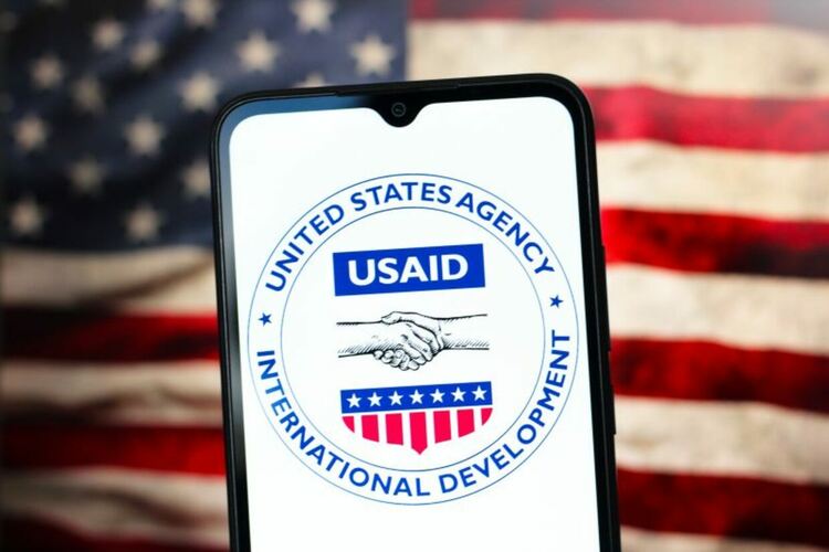 Администрацията на Тръмп закри 83% от програмите на USAID