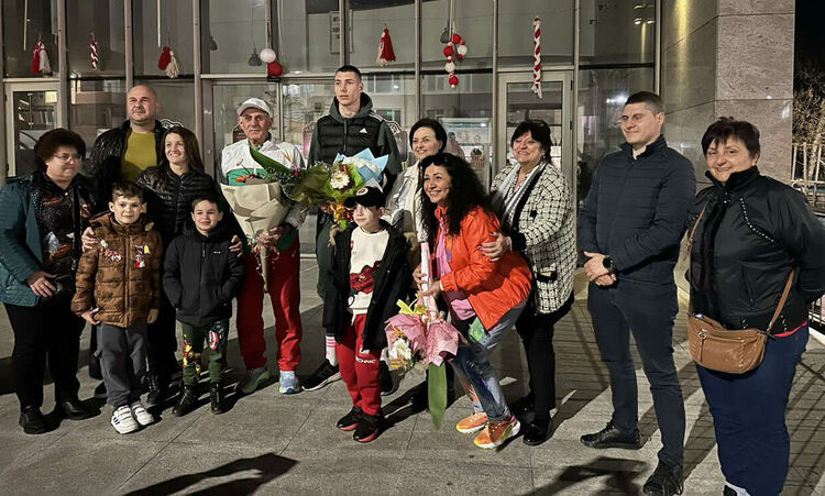 Посрещнаха европейския шампион Божидар Саръбоюков в Харманли