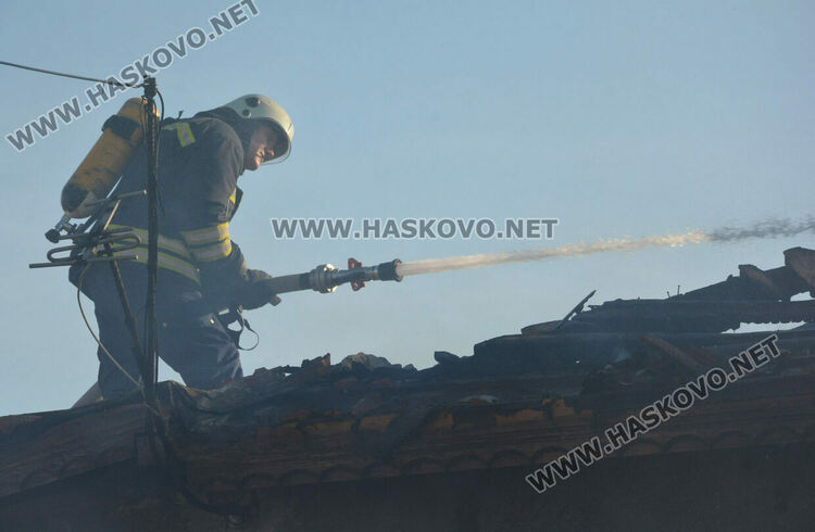 Изгоря къща в „Болярово“