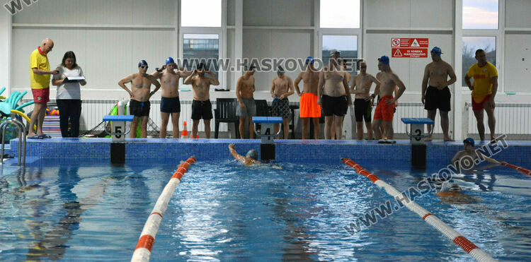 22 души на курс за водни спасители в Хасково