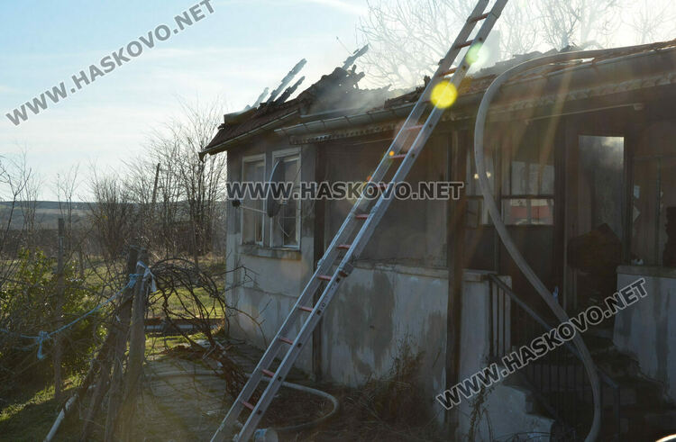 Изгоря къща в „Болярово“