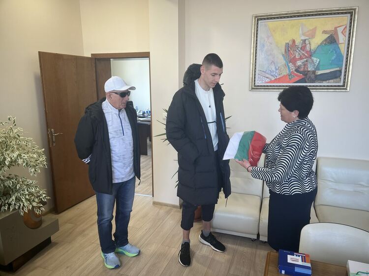 Божидар Саръбоюков: Аз не забравям откъде съм тръгнал 