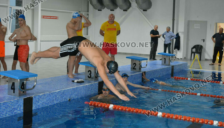 22 души на курс за водни спасители в Хасково