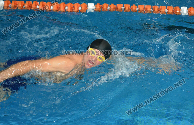 22 души на курс за водни спасители в Хасково