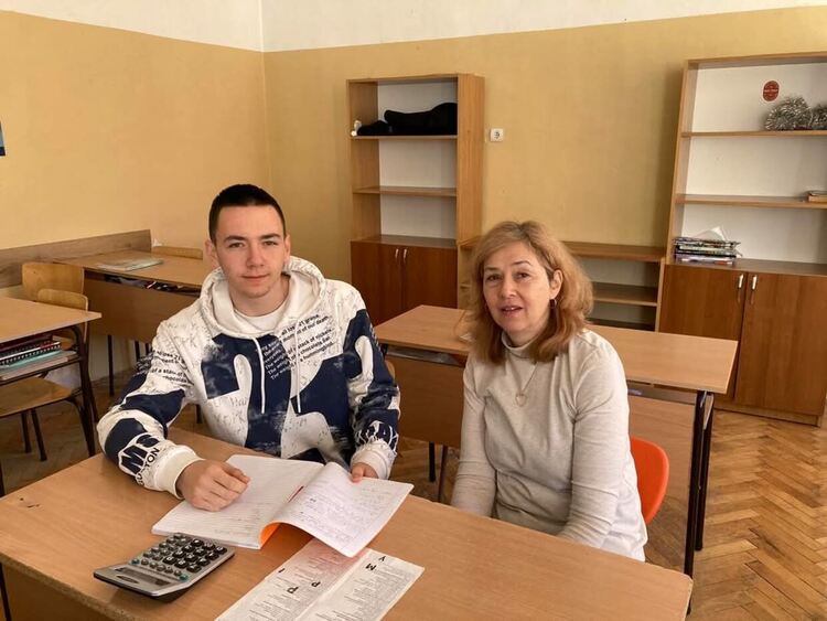 Възпитаник на ПГИ „Карл Маркс“ – Смолян е сред най-добрите в страната по счетоводство