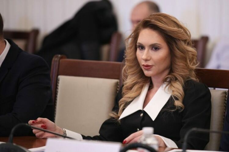 Телекомите не искат нова среща с Мария Филипова, която би предъвкала наскоро коментираните проблеми с тях