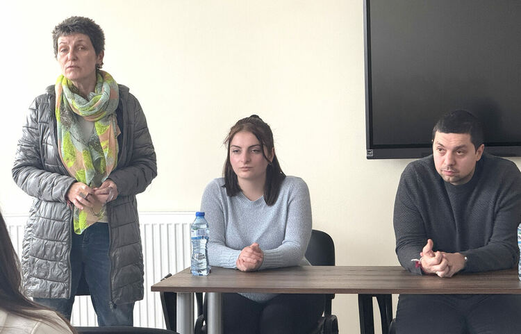 Младежи слушаха лекция за последиците при употребата на наркотични и упойващи вещества