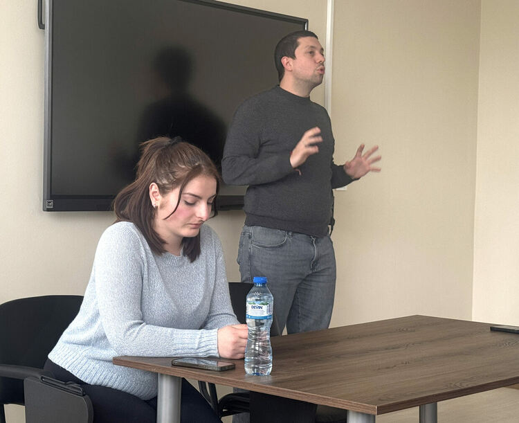 Младежи слушаха лекция за последиците при употребата на наркотични и упойващи вещества