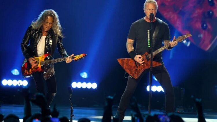 Metallica обявиха ново завладяващо концертно преживяване с Apple