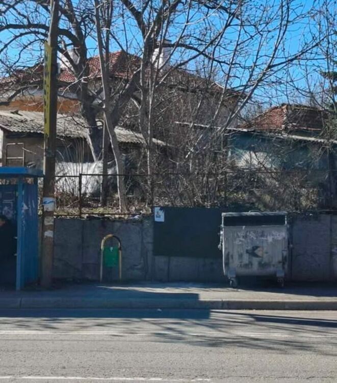 Община Радомир обособи специални места за разлепване на обяви и съобщения