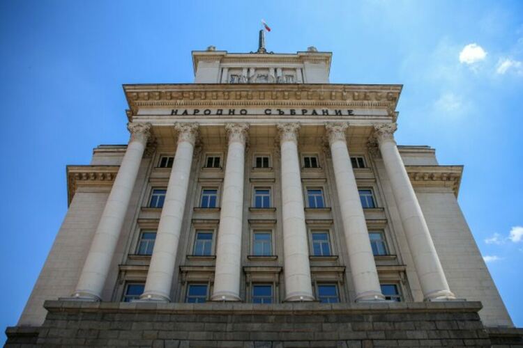 ЦИК обяви новите депутати, сред тях е и Ивелин Михайлов