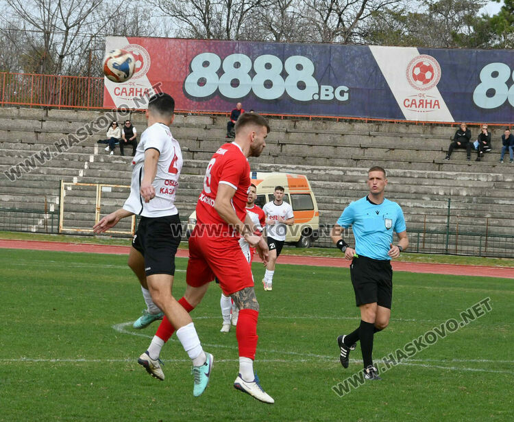  „Саяна“ излъга „розите“