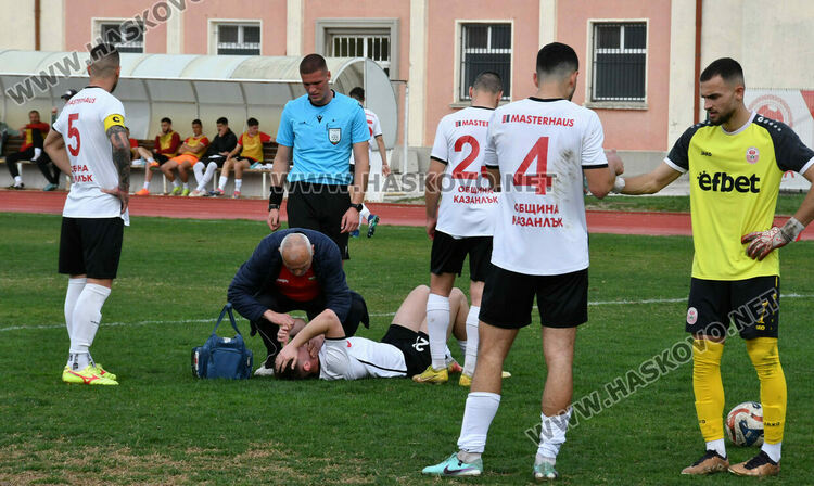  „Саяна“ излъга „розите“