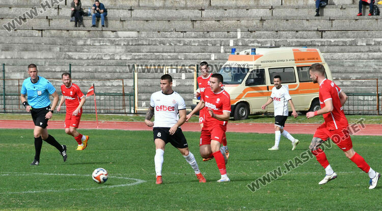  „Саяна“ излъга „розите“