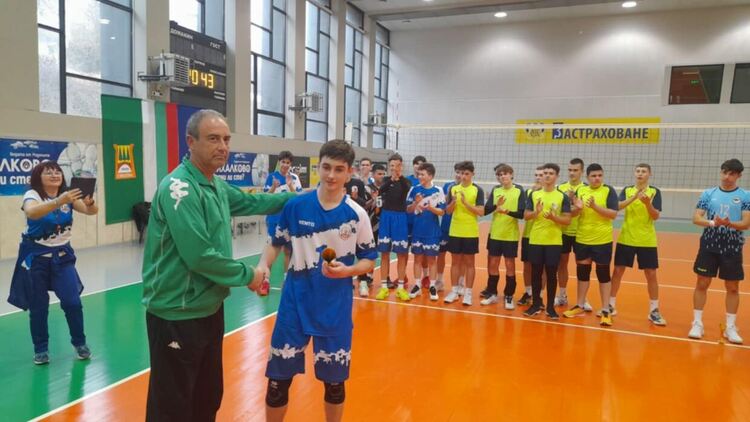 Ученически игри 2025: Областният етап по волейбол събра рекорден брой отбори