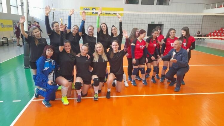 Ученически игри 2025: Областният етап по волейбол събра рекорден брой отбори