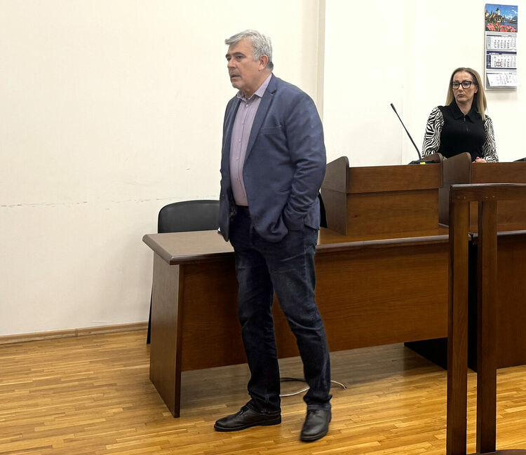 Ученици от ФСГ слушаха лекция в съда за видеоконферентните връзки