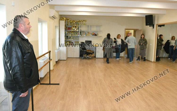 Завършва ремонтът на читалище „Заря“ в Хасково